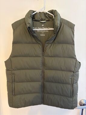 tentree Olive Green Quilted Puffer Vest